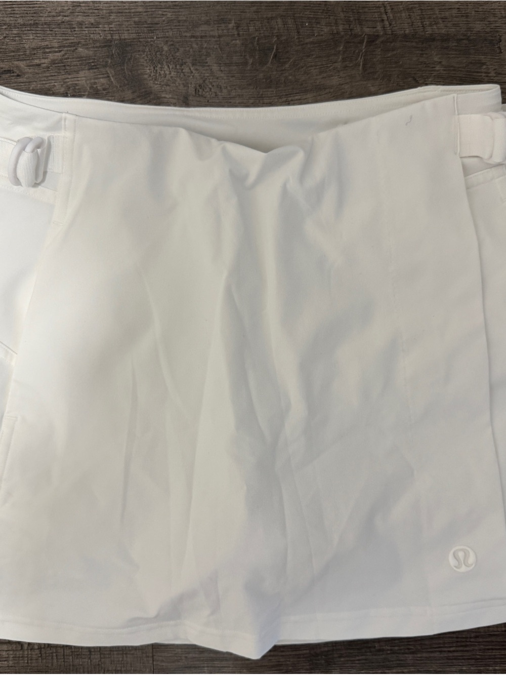 lululemon athletica tennis skirt with cinch waist